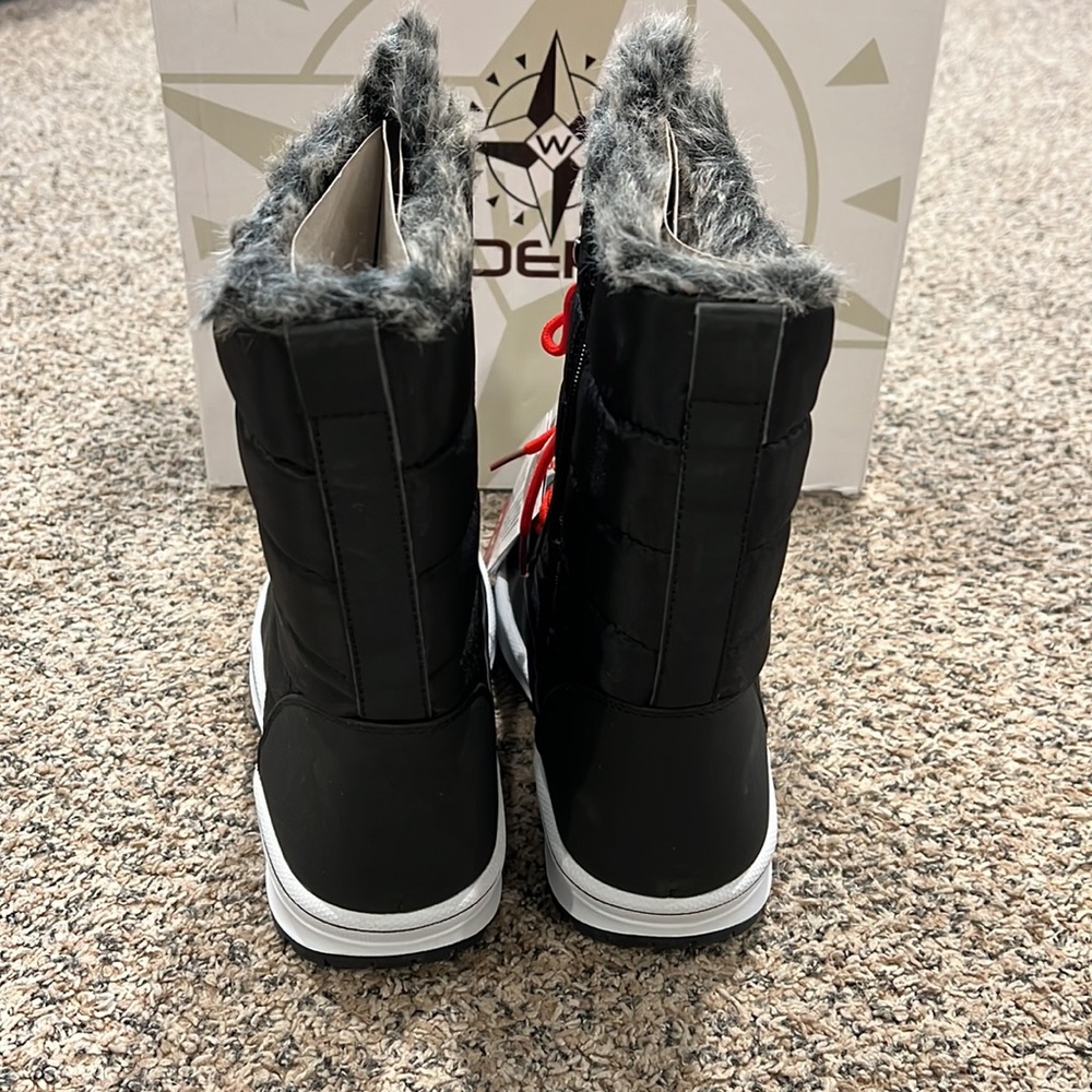 Wanderlust Edmonton Boot - Picture 5 of 12